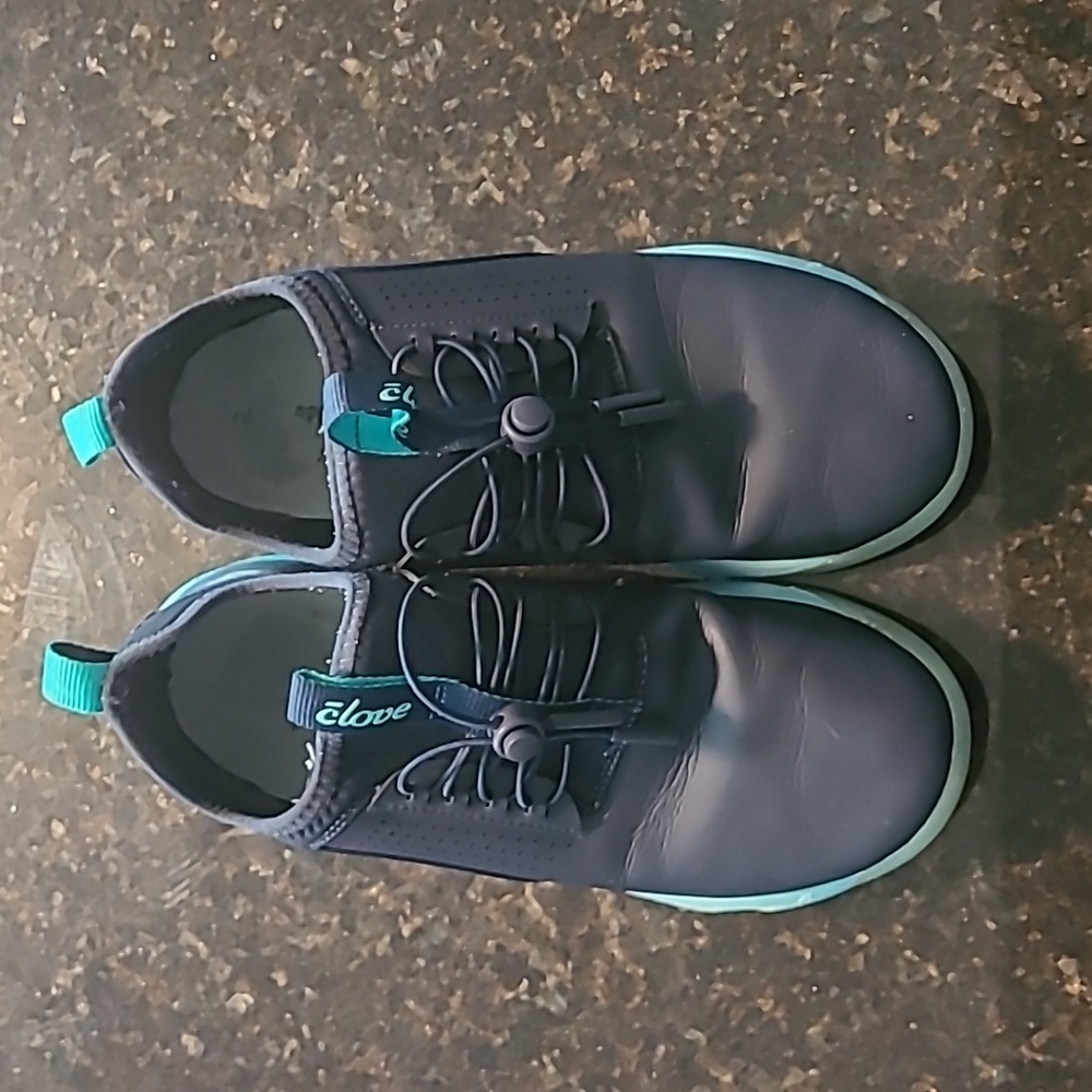 Clove Navy Blue size 7.5
